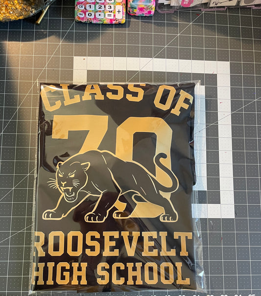 Roosevelt High School Class of 1970 Reunion T-Shirt – Short sleeve Panther Design